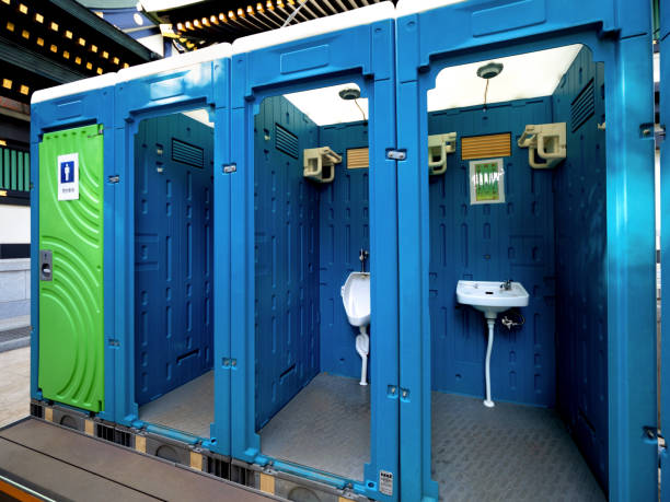 Portable Toilet Options We Offer in Myrtle Grove, NC